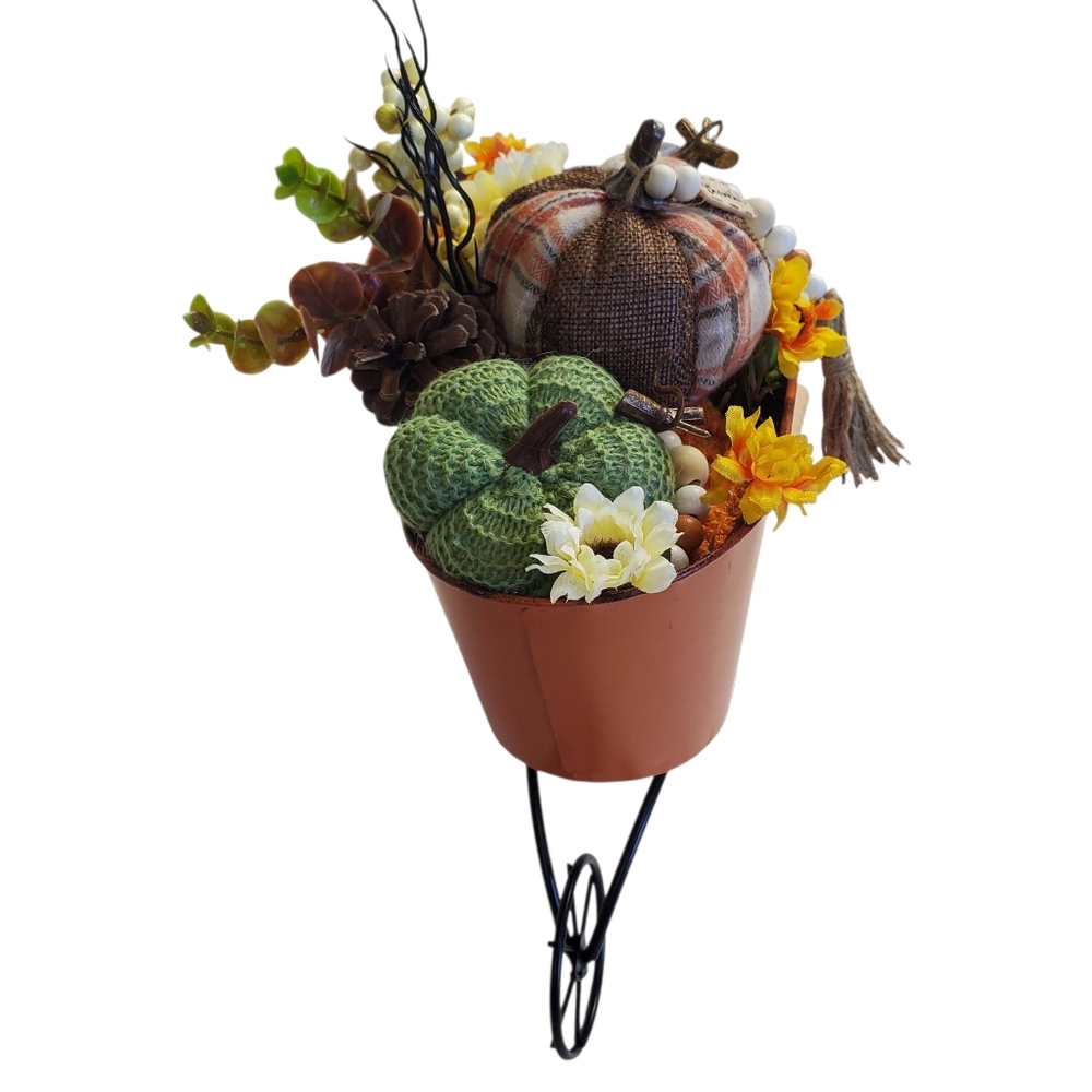 New Decorative Pumpkin Patch Wheelbarrow - Picture 6 of 10
